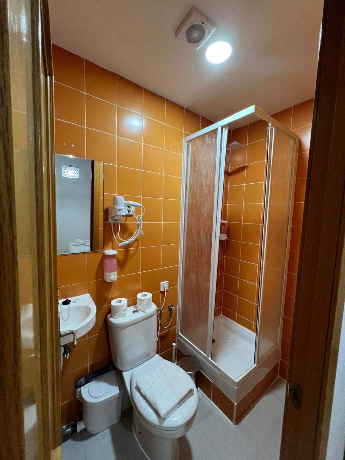 Hostal Flat55Madrid Luaran gambar