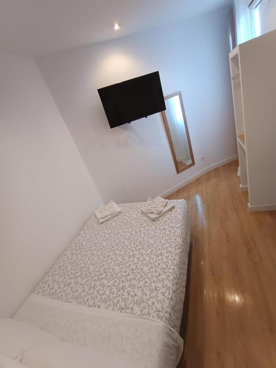 Hostal Flat55Madrid Luaran gambar