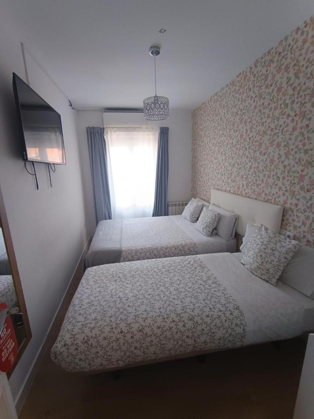 Hostal Flat55Madrid Luaran gambar